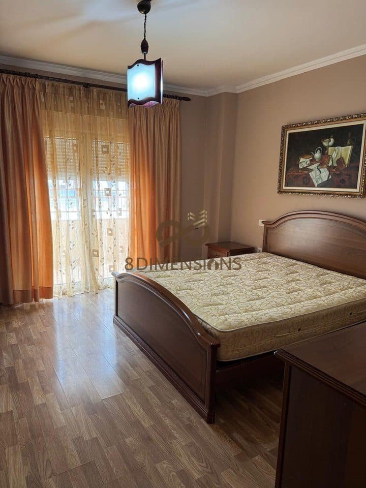 Shitet apartament 2+1 prane Prokurorise Rr. Haxhi Hysen Dalliu (D8142Z-14) 3