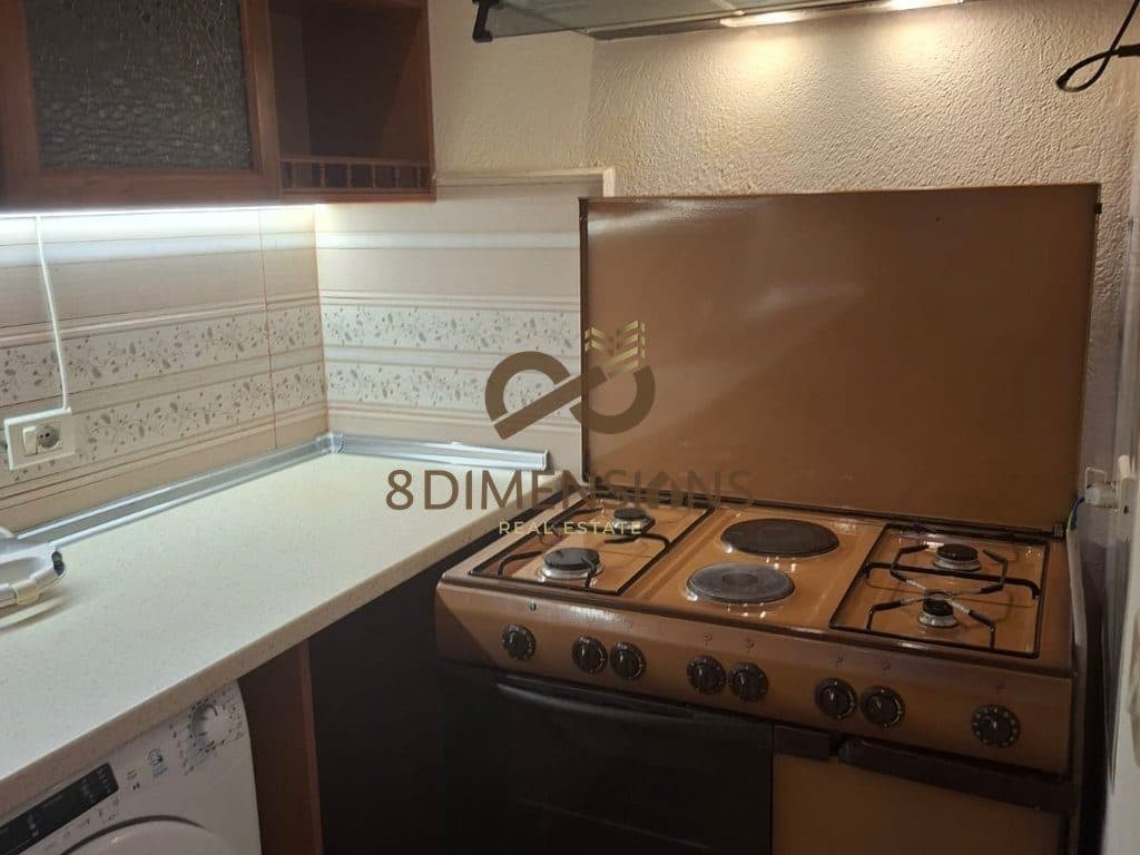 Apartament me qera 2+1 tek Komuna Parisit,prane Kristal Center D8242A-313 4