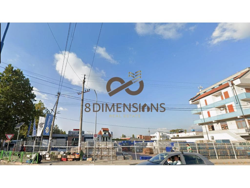 Shitet Ambjent Komercial ne Kamez D815A-43