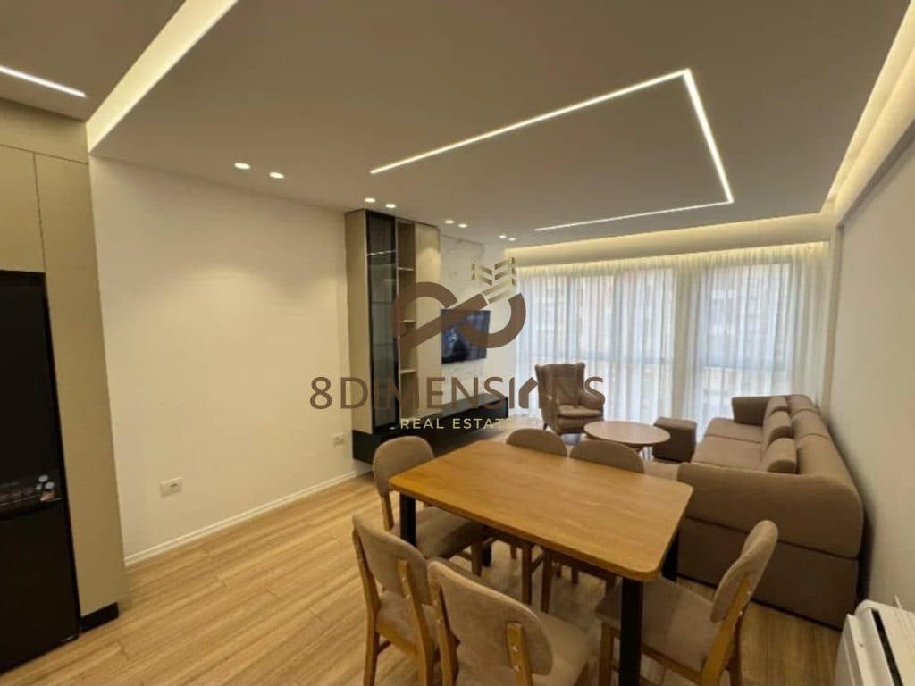 Jepet me qera Apartament 1+1 me mobilim te ri ne Kompleksin Ndregjoni prane Bulevardit te ri ne Tirane ( D8241A-150)