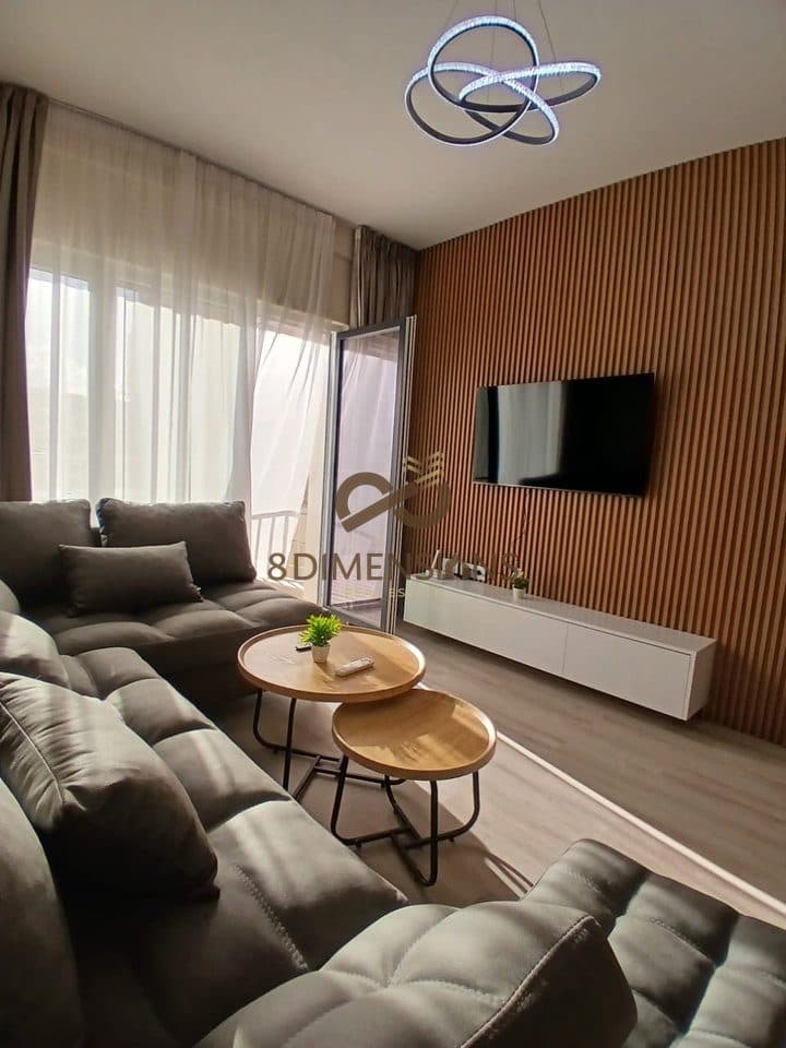 Jepet me qera Apartament 2+1 ne Zog Te Zi prane Gazheli Petrol (D8242A-141) 2