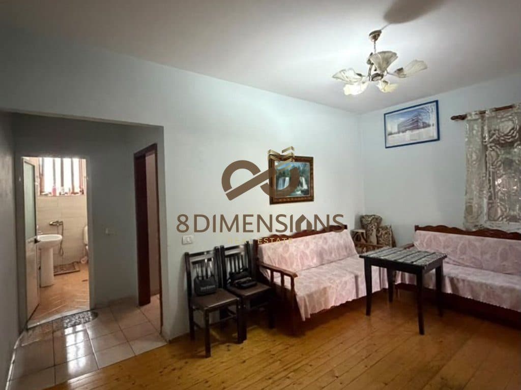 Jepet me qera apartament 1+1 ne katin e 3-te te nje shtepie private tek Varri I Bamit prane Venue Club ne Tirane (ID D8141A-145 )