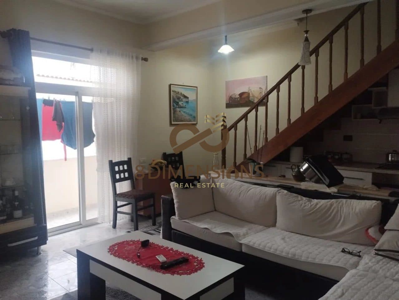 Shitet Vilë Private 3-Katëshe në Kombinat – Pranë Depos së Ujit ne Tirane (ID D8144A-1) 3