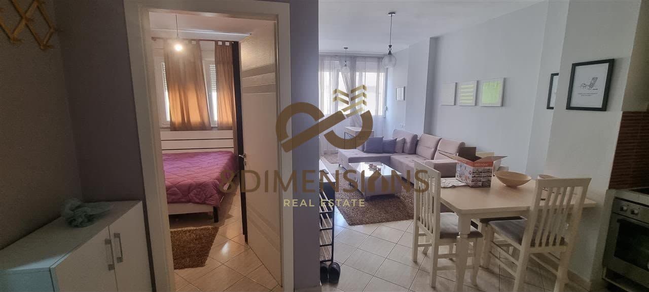 Shitet Apartament 1+1 në Rrugën Dritan Hoxha, pranë Universitetit "Zoja e Këshillit të Mirë" (D8141A-121) 3