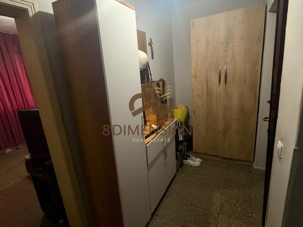 Shitet Apartament 1+1 tek Rruga Myslym Shyri me hipoteke (D8142Z-15) 4