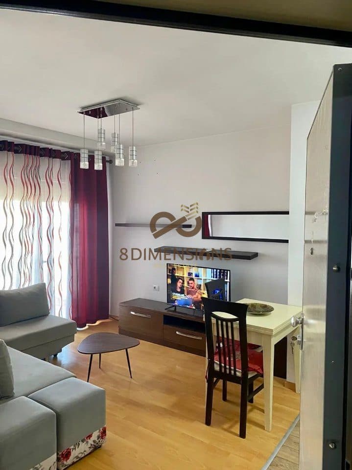 Apartament 2+1 +Ballkon +Post Parkimi ne shitje prane Maternitetit te Ri - Ne nje nder pallatet me cilesore te zones 2