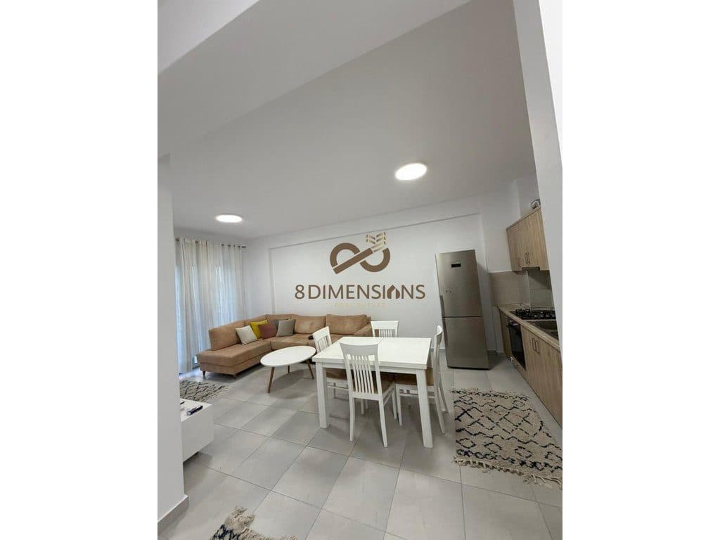 Mundesi e arte investimi ne Farke – Toke afer me restorant Veranda e Tirones D817Z-13