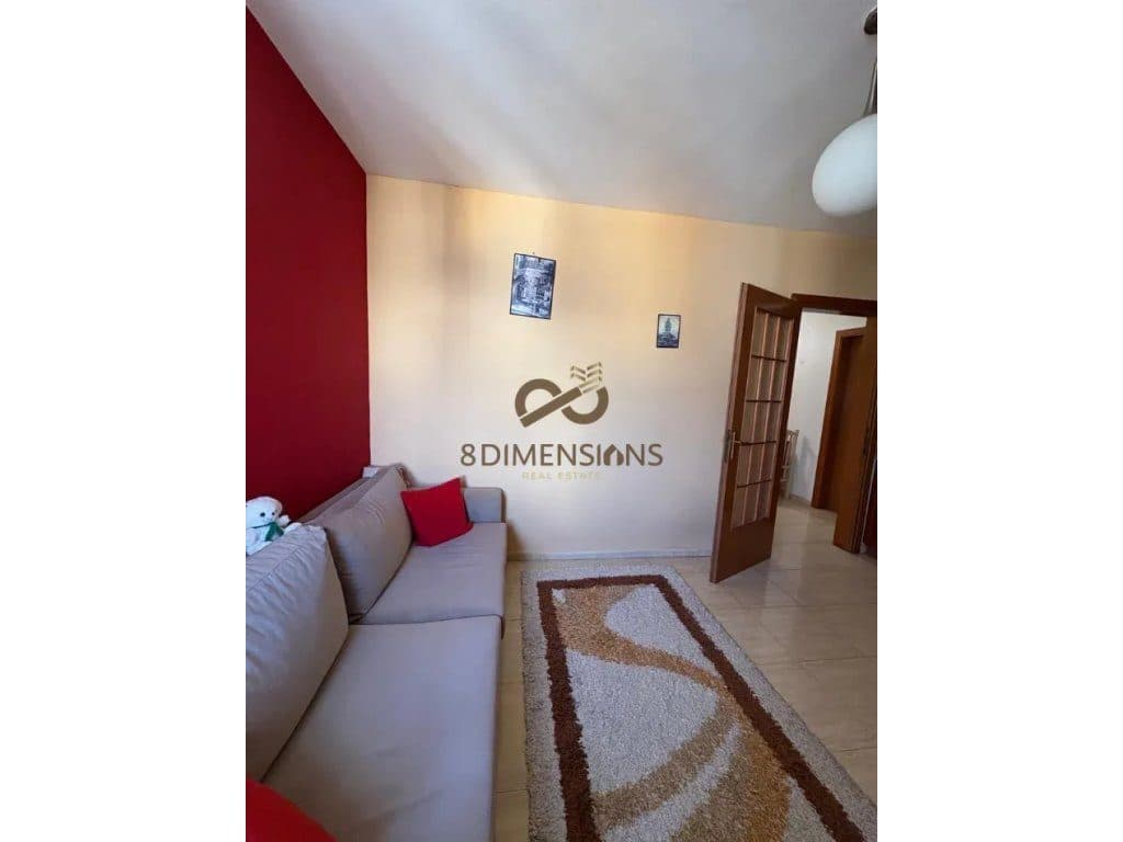 Jepet me qera Apartament 1+1 tek Rruga e Kavajes prane Zgara e Tirones 2 (D8241A-293)