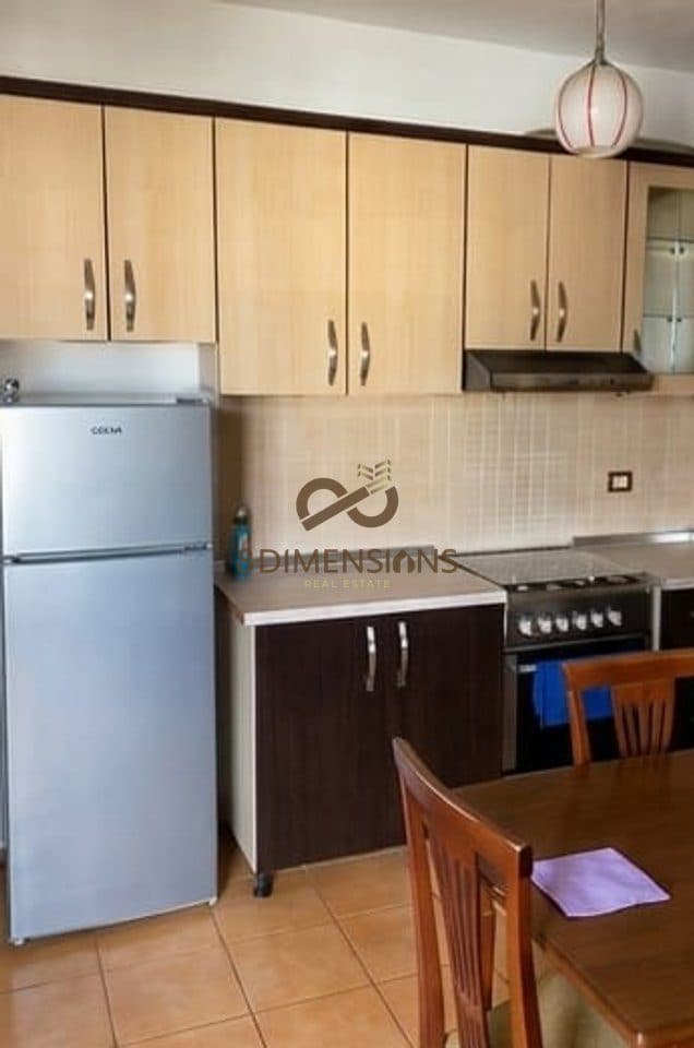 JEPET ME QERA APARTAMENT 1+1 ME KUZHINE ME VETE NE RRUGEN FERIT XHAJKO, PRANE ISH RESTORANT DURRESIT (D8241Z-40)E.C 2