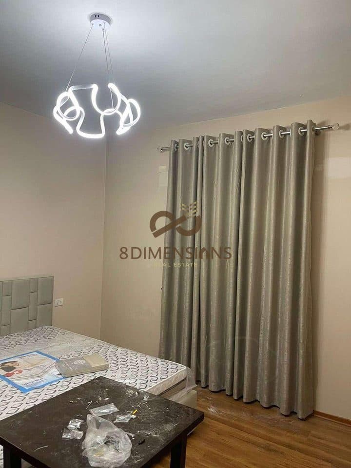 Jepet me qera apartament 2+1, katin e 2-te te nje shtepie private ne zonen e Freskut ne Tirane (ID D8242A-108 ) 3
