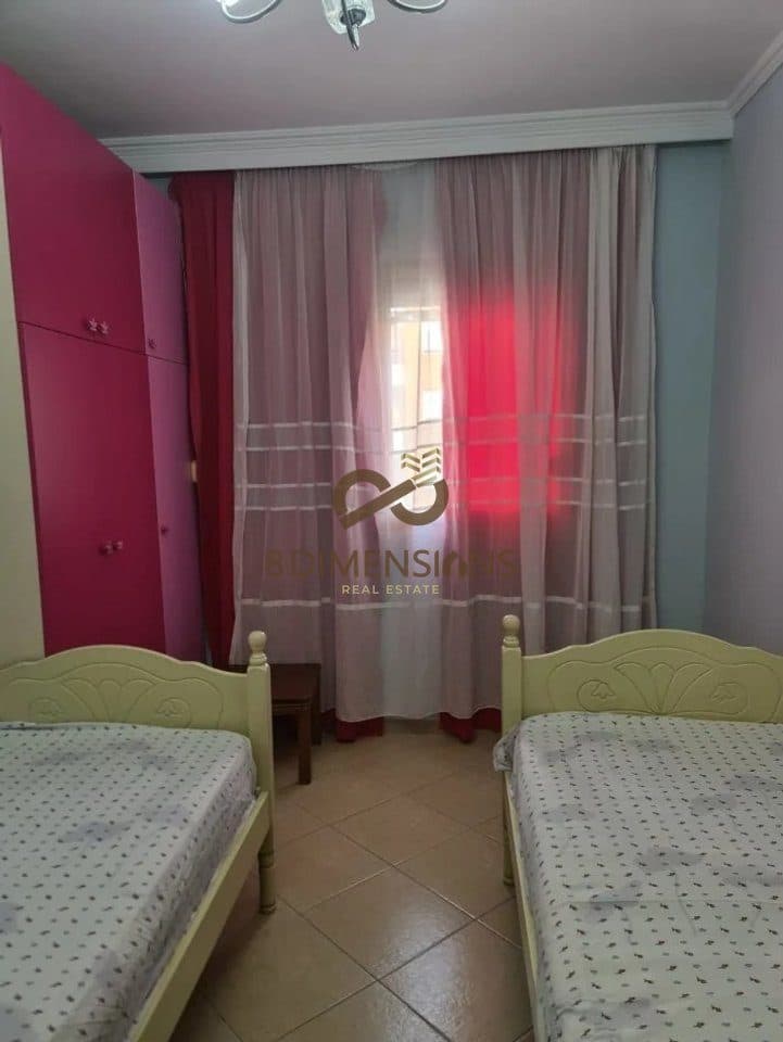 Jepet me qera Apartament 1+1 me mobilim te ri ne Kompleksin Ndregjoni prane Bulevardit te ri ne Tirane ( D8241A-150) 4