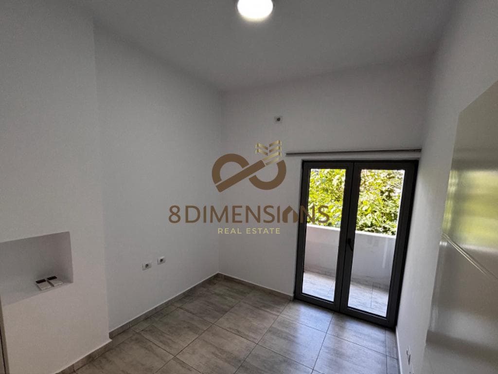 🏢 JEPET ZYRË ME QERA – RRUGA E DIBRËS(D828A-60) 3