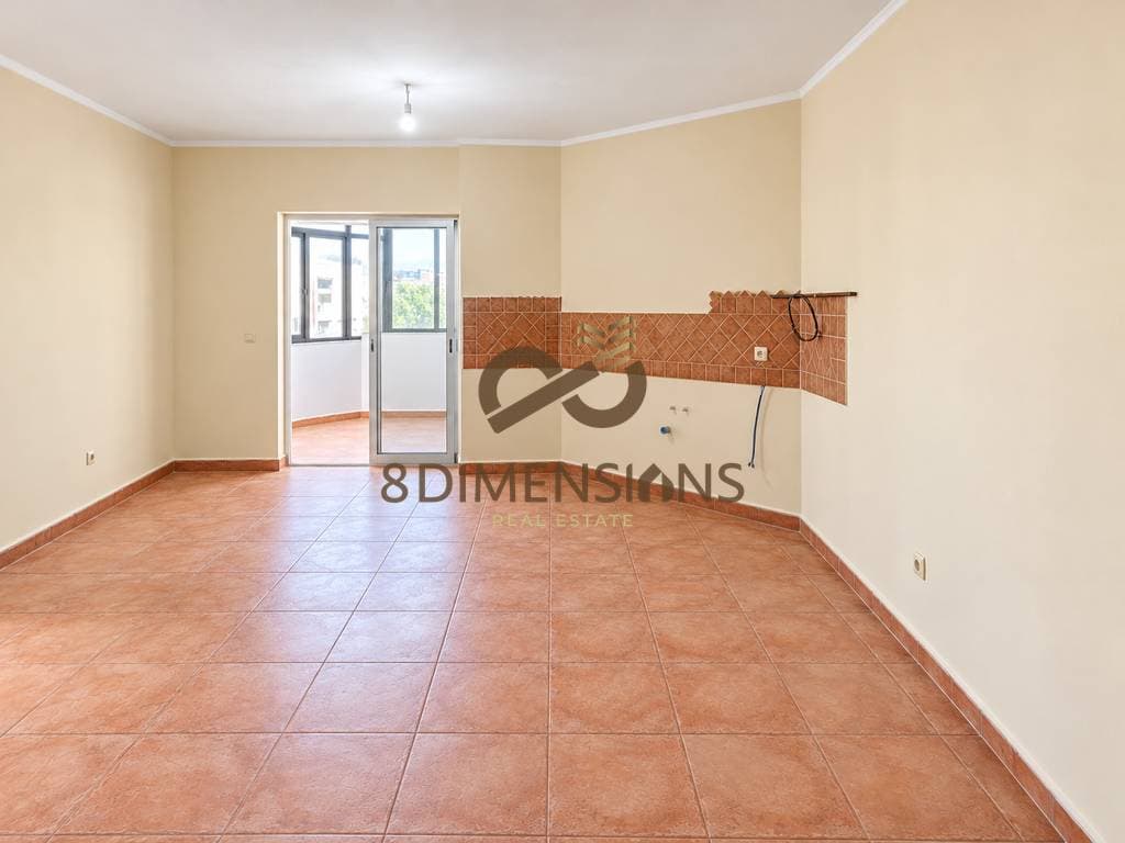 Okazzion!! Apartament 2+1 me qera ne Don Bosko prane Alb Market ne Tirane (ID D8242A-329)