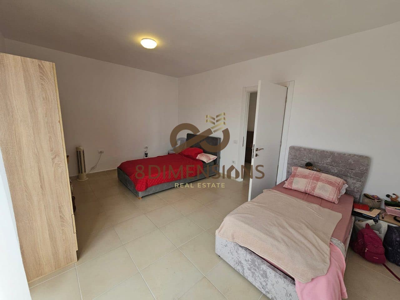 Shitet apartament 2+1+2+Verande ne Kombinat - MUNDESI NDARJE/INVESTIMI D8142A-107 2
