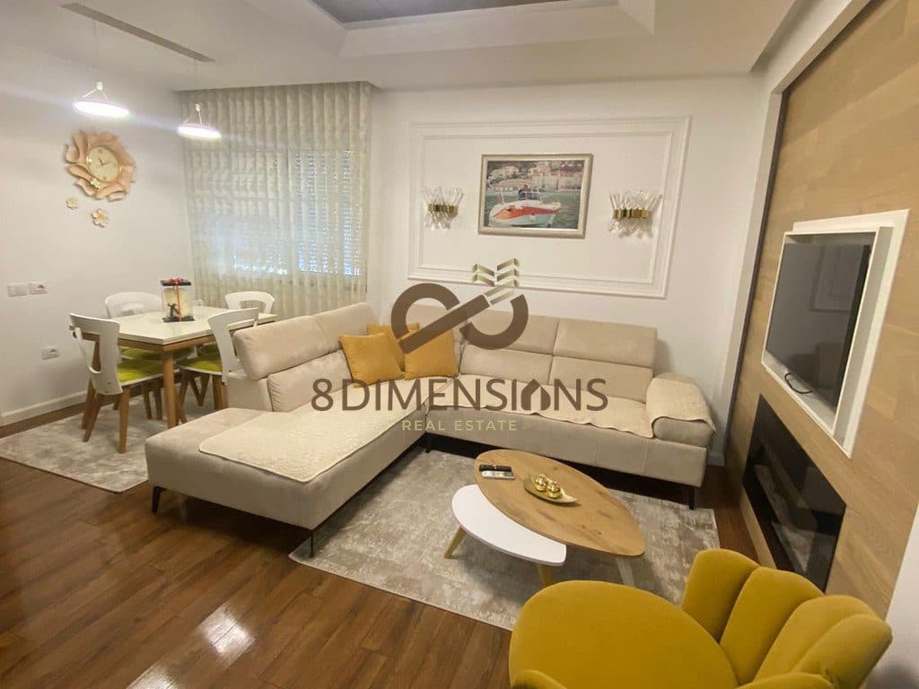 Shitet Apartament 2+1 te FZ Liqeni i Thate D8142A-12