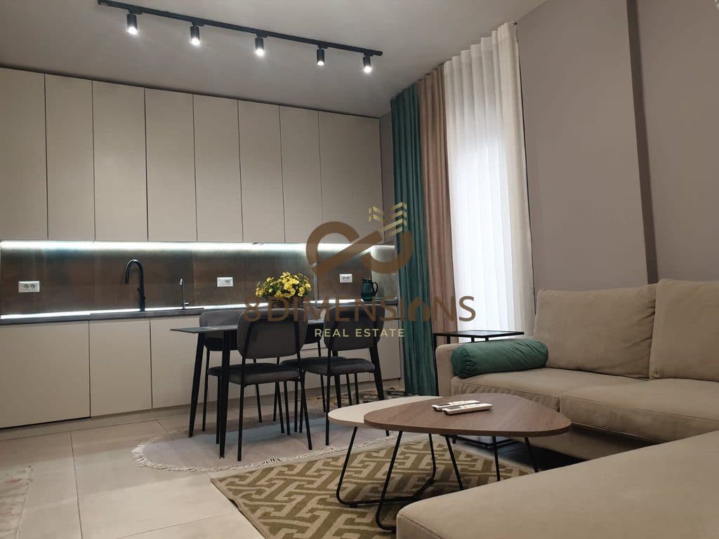 Apartament 1+1 me kuzhine me vete me qera tek Rruga e Dibres, prane Medresese - Tirane (ID D8241Z8)