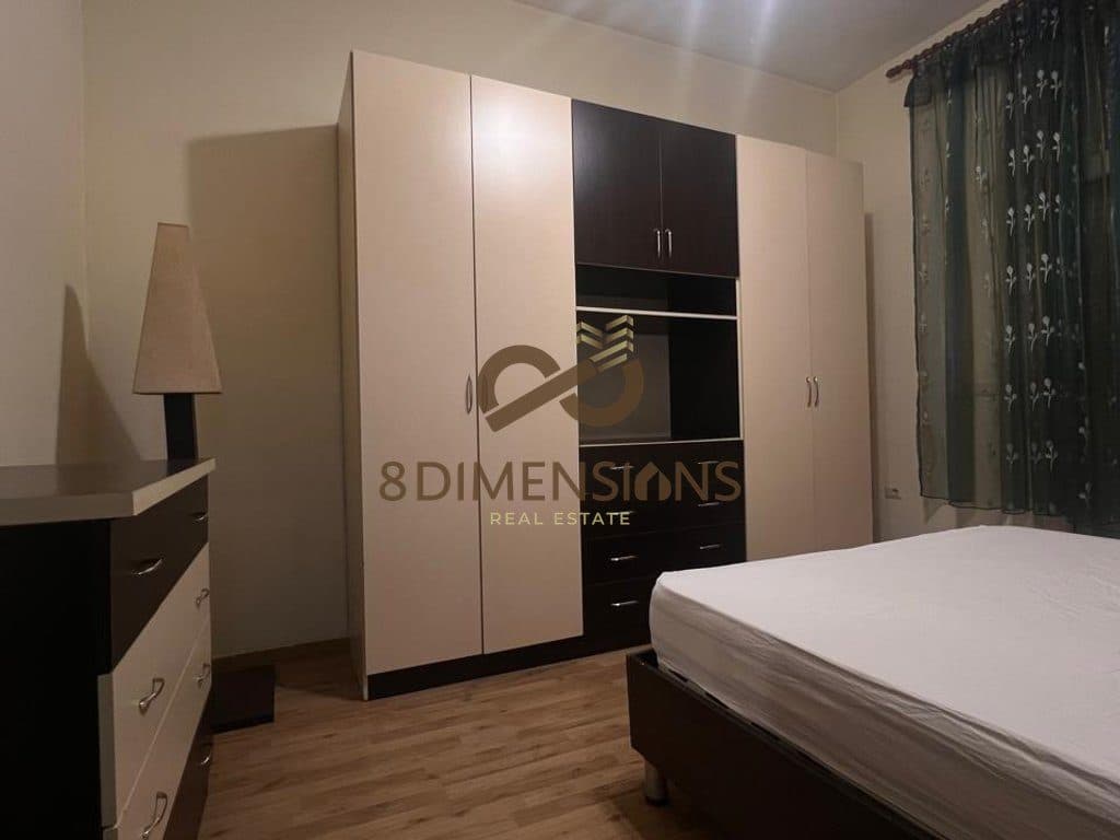Apartament 2+1 Super i bollshem ne Qender 4