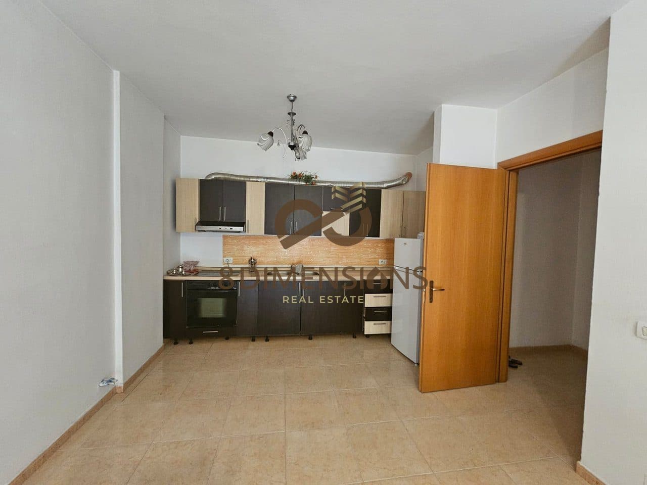 Jepet me qera Apartament 2+1 prane Hotel Marinaj ne Rrugen Teodor Keko (D8242A-109) 2