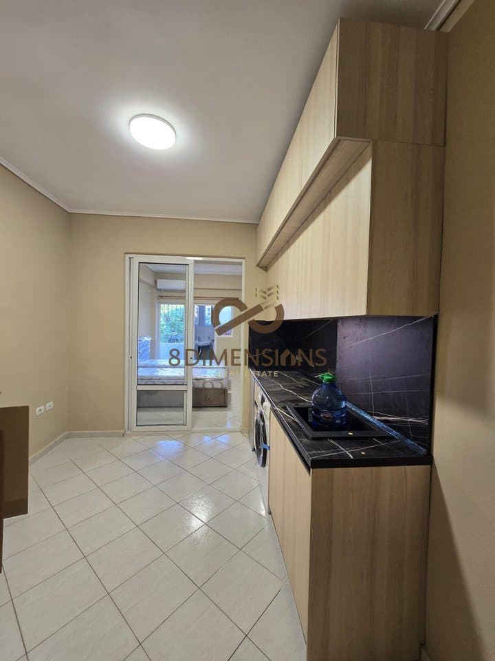 Jepet me qera Apartament 1+1 ne Rrugen e Dibres, prane Shkolles Misto Mame (D8241A-235) 2