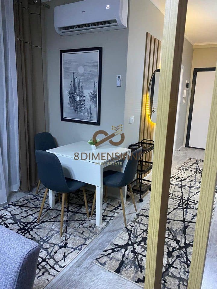 Apartament 2+1+2 Ballkone tek ish Stacioni Trenit - prane Mullirit te Vjeter D8242A-270 4
