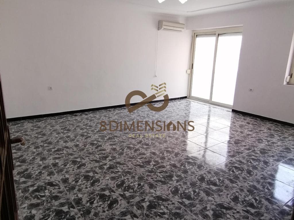 Apartament 2+1 + Kuzhine me Vete +Ballkon me qera ne Rrugen Islam Alla, prane Myslym Shyrit 2