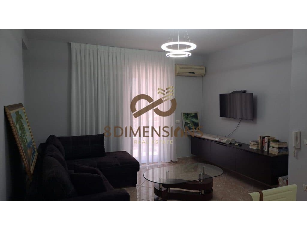 SHITET SUPER APARTAMENT 2+1+2 PRANE LIQENIT TE FARKES, PRANE QETESISE ABSOLUTE DHE GJELBERIMIT!!! (D8142A-72)E.C