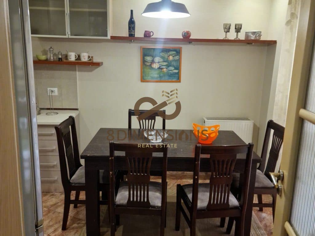 Jepet me qera Apartament 2+1 ne Rrugen Fortuzi D8242A-180 3