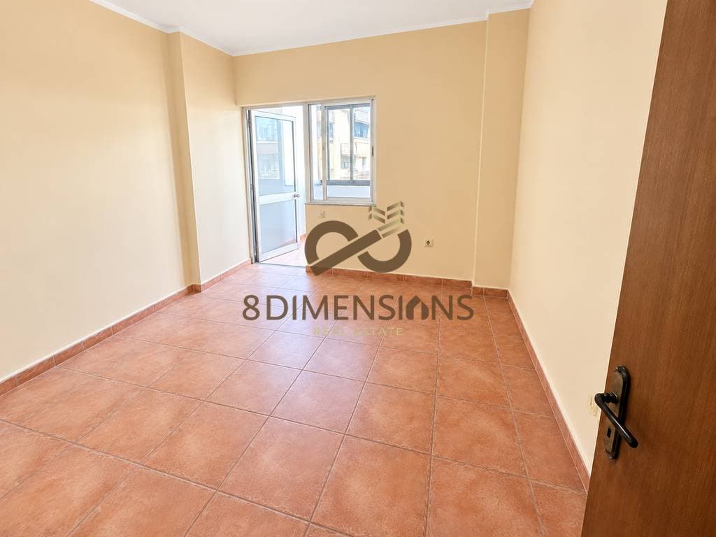 Okazzion!! Apartament 2+1 me qera ne Don Bosko prane Alb Market ne Tirane (ID D8242A-329) 3