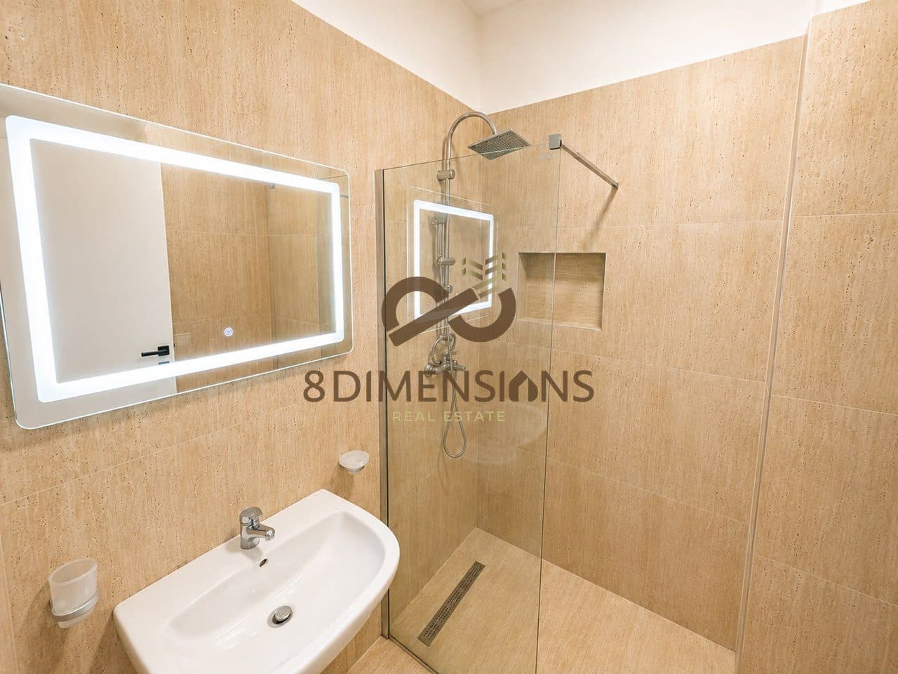 Shitet Apartament 2+1 totalisht i restauruar te Rr. Muhamet Gjollesha pranë Urës Vasil Shanto në Tiranë( D8142A-145 ) 4