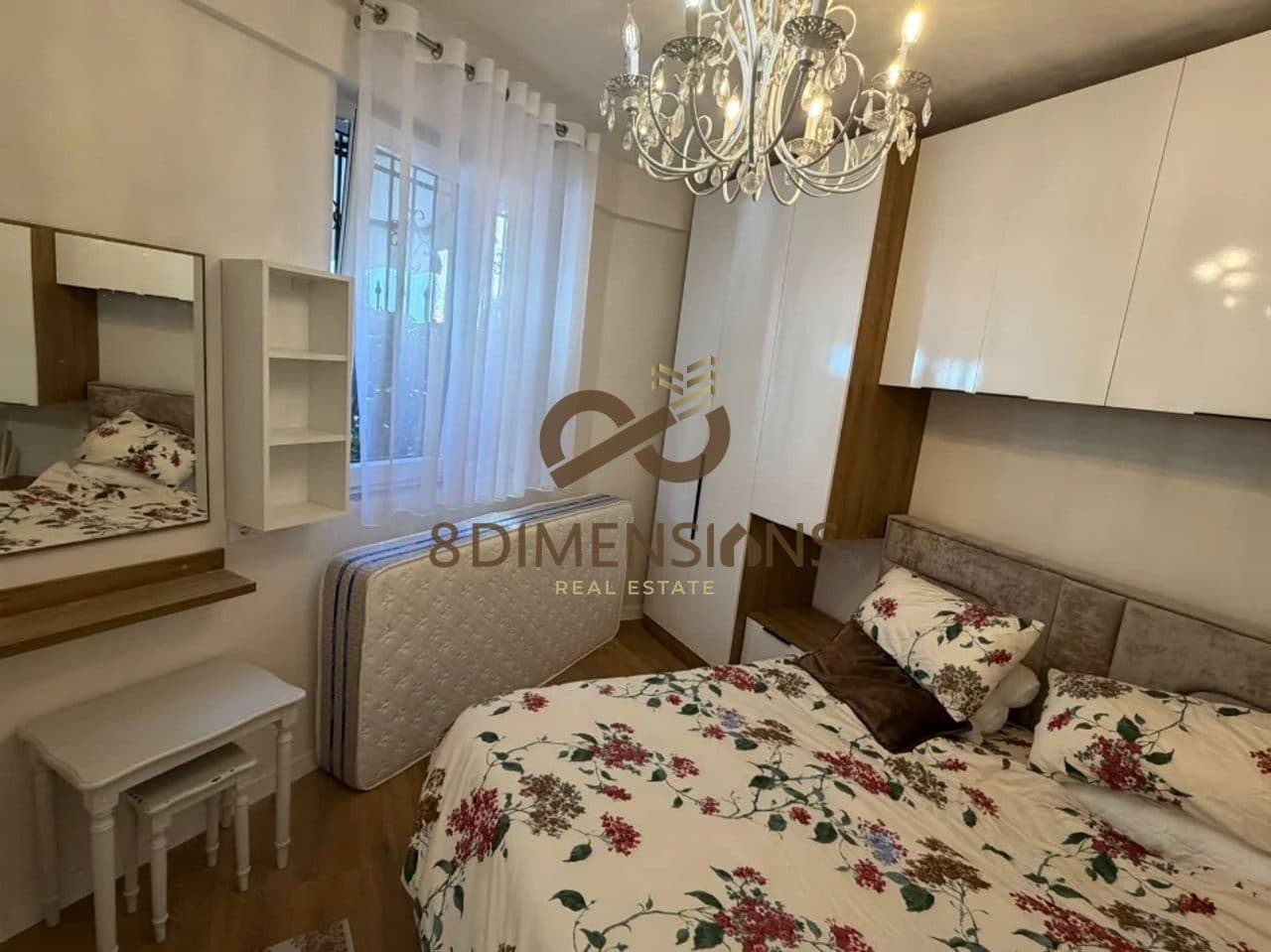 Jepet me qera Apartament 2+1 Te Ish Stacioni Trrenit ne Rrugen Jordan Misja (D8242A-130) 4