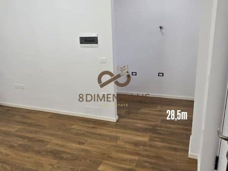 Shitet Garsoniere tek rruga Sulejman Delvina- prane Hotel Diplomat 1 D811A-11 4