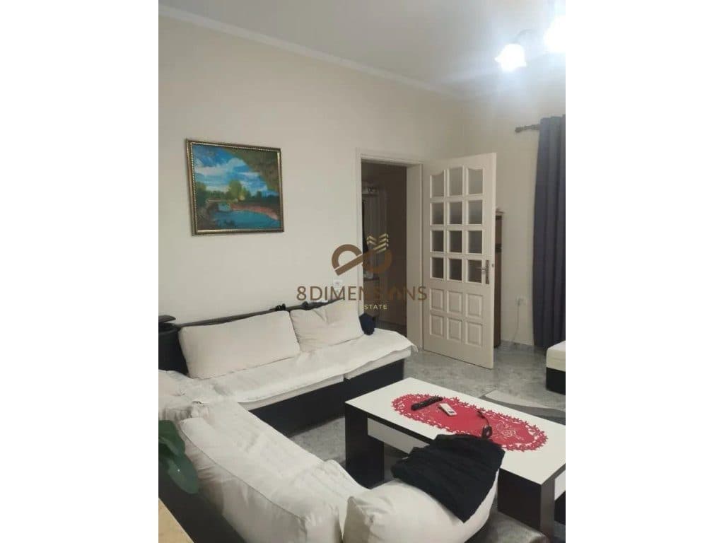 Shitet Vilë Private 3-Katëshe në Kombinat – Pranë Depos së Ujit ne Tirane (ID D8144A-1)