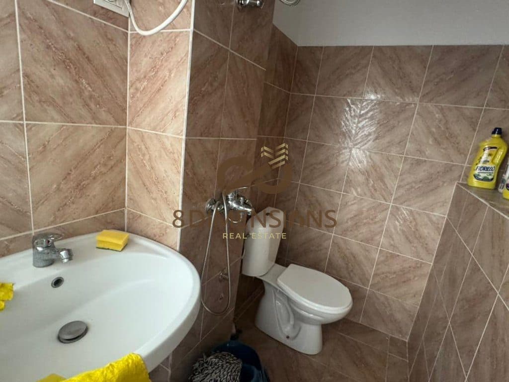 Shtepi private me qera afer Qendres,tek shkolla Lidhja e Prizrenit (D826A-4) 4