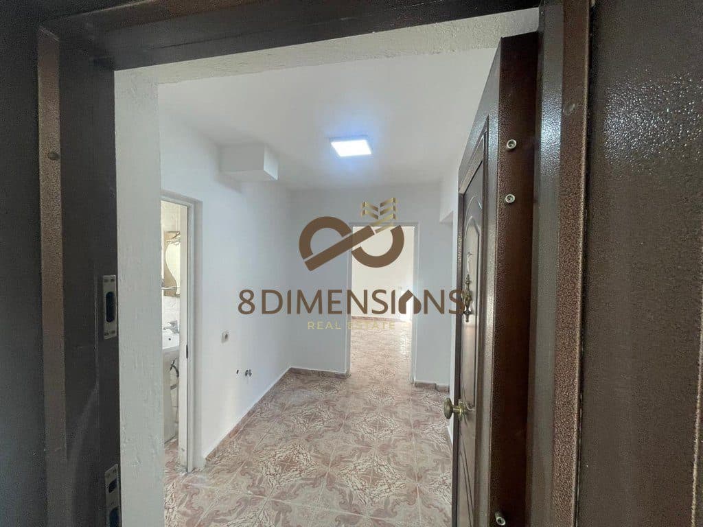 Apartament 2+1 me qera per ZYRE ose Banim - prane Tregut Dinamo,5 Maj D8242Z-30 4