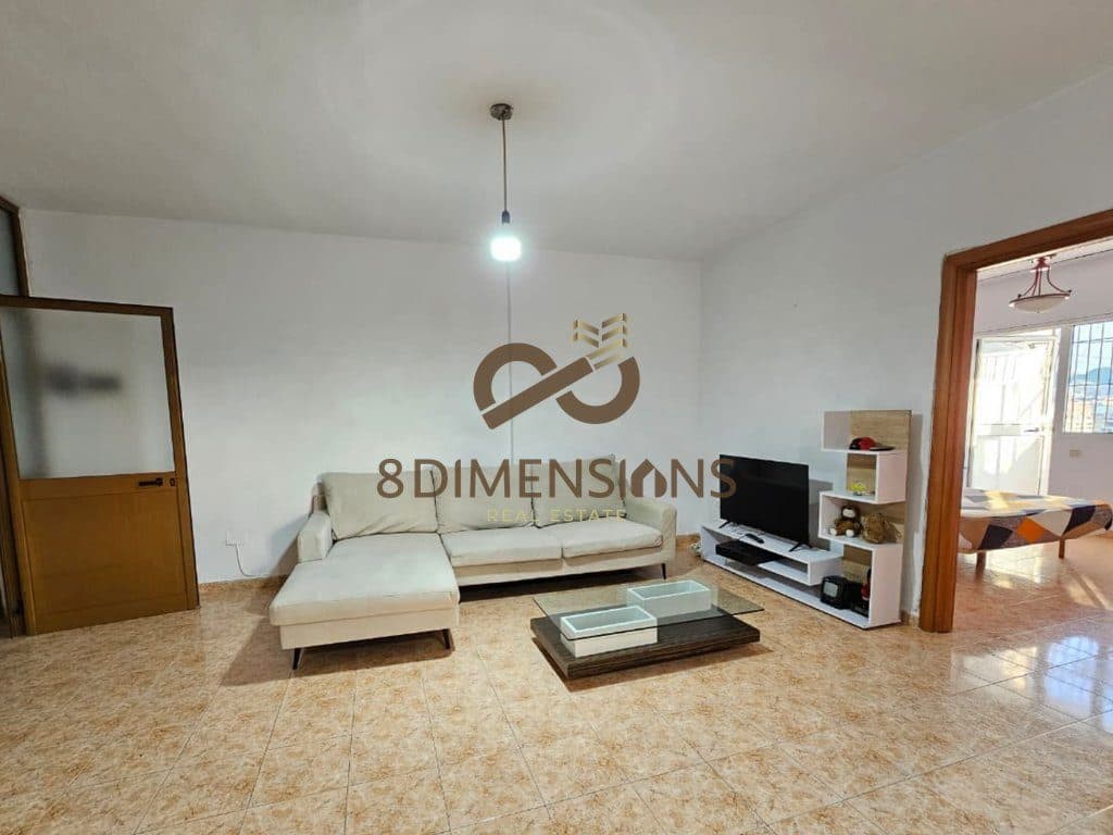 Jepet me qera Apartament 2+1 ne Laprake pallati Hawai (D8242A-217)