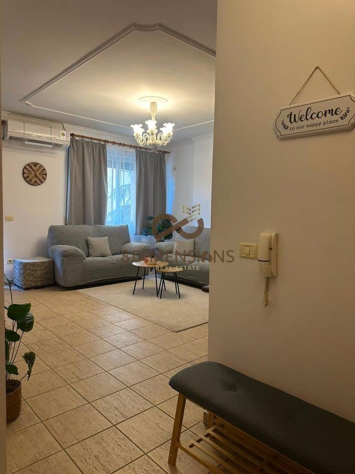 Apartament 1+1 me qera,2 minuta larg sheshit Skenderbej D8241A-166 3