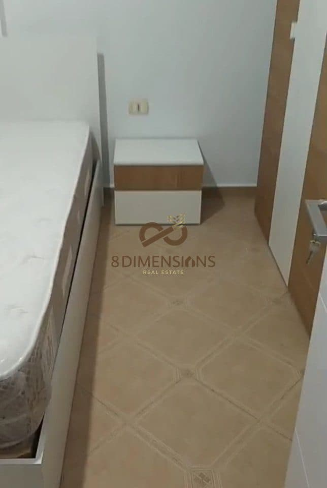 Apartament 2+1 +2 tualete +ballkon me qera tek Selvia, Pamje Panoramike ne drejtim te Sheshit Skenderbej 3