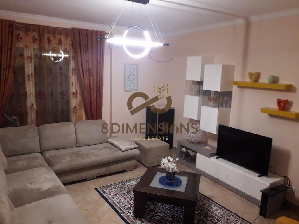 Shitet Apartament 2+1 tek Pallati me Shigjeta D8142A-124