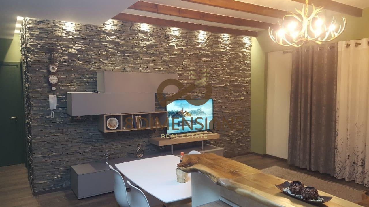 Jepet me qera Apartament 1+1 tek Bulevardi Zogu I Pare mbrapa UFOS (D8241Z-62) 3