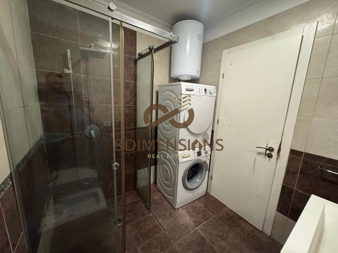 Apartament 1+1 +Ballkon me qera ne zonen e Brrylit, Prane Maternitetit te Ri (ID D8241A-57) 4