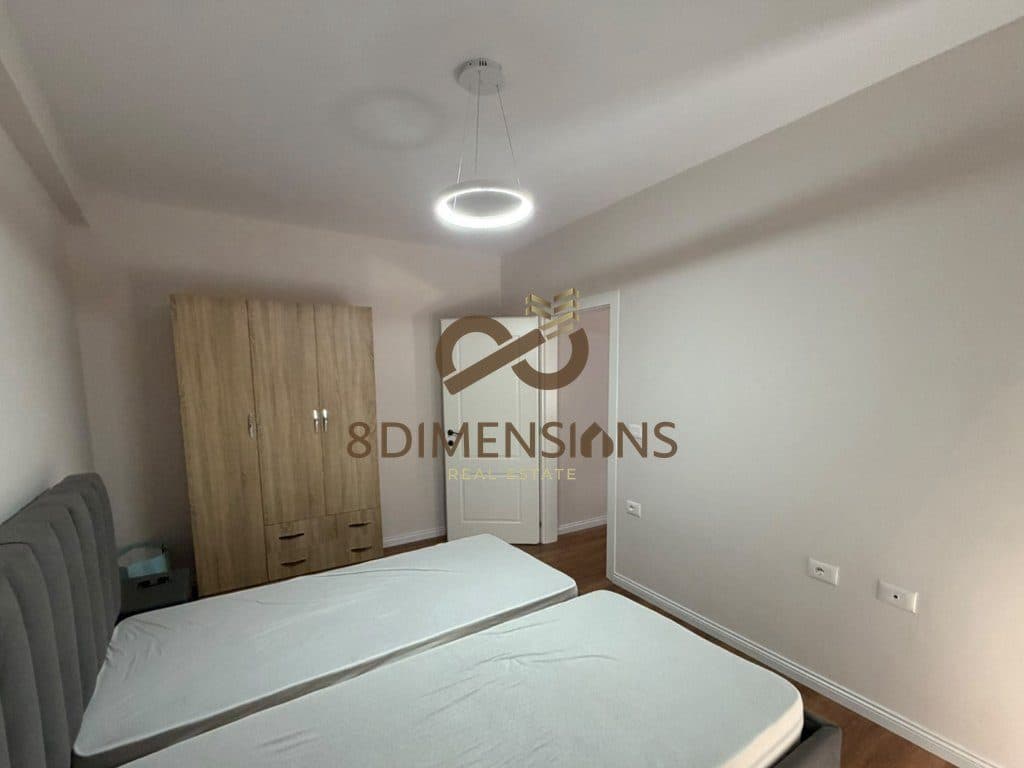 Jepet me qera Apartament 2+1 ne Rrugen e Barrikadave (D8242A-181) 4