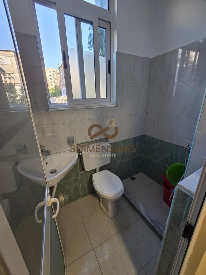 Jepet me qera Apartament 1+1 ne Rrugen e Dibres, prane Shkolles Misto Mame (D8241A-235) 4