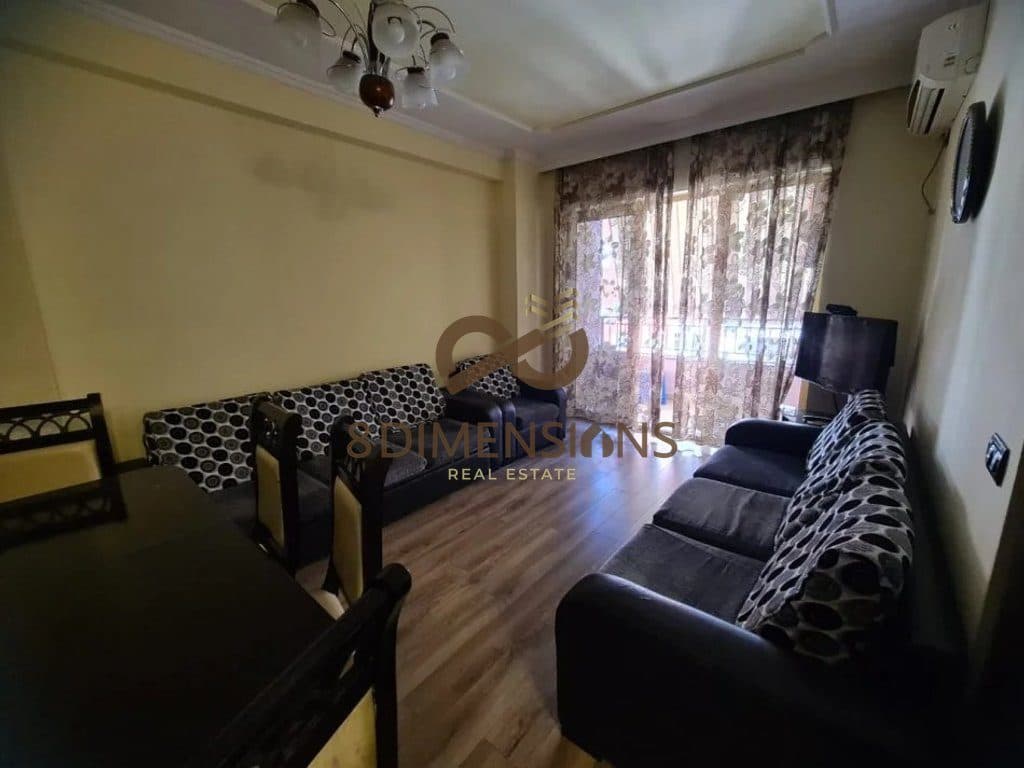 Jepet me qera Apartament 1+1 me mobilim te ri ne Kompleksin Ndregjoni prane Bulevardit te ri ne Tirane ( D8241A-150)