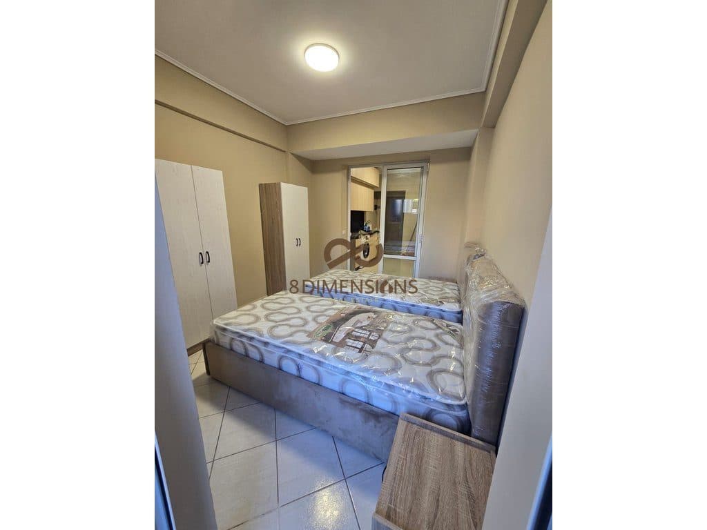 Jepet me qera Apartament 1+1 ne Rrugen e Dibres, prane Shkolles Misto Mame (D8241A-235)