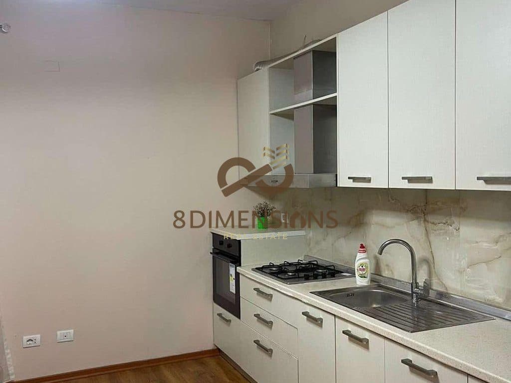 Jepet me qera apartament 2+1, katin e 2-te te nje shtepie private ne zonen e Freskut ne Tirane (ID D8242A-108 ) 2