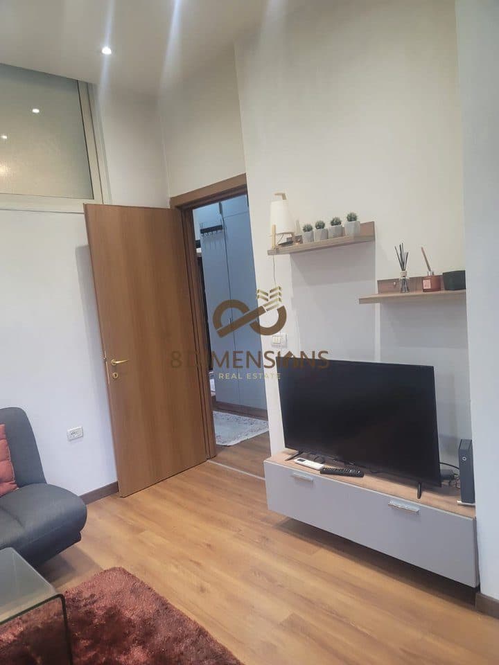 Jepet me qera apartament 1+1 tek 9 kateshet-Qender (D8241A-67) 3
