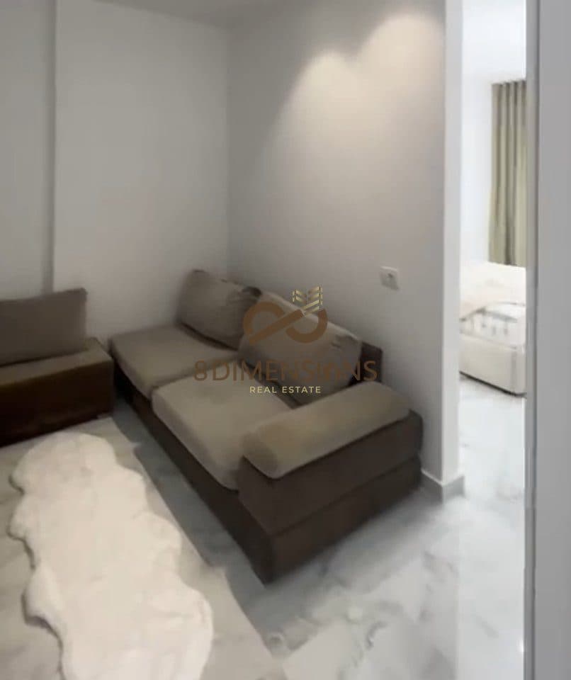 Apartament 2+1 +Ballkon +Post Parkimi ne shitje prane Maternitetit te Ri - Ne nje nder pallatet me cilesore te zones 4