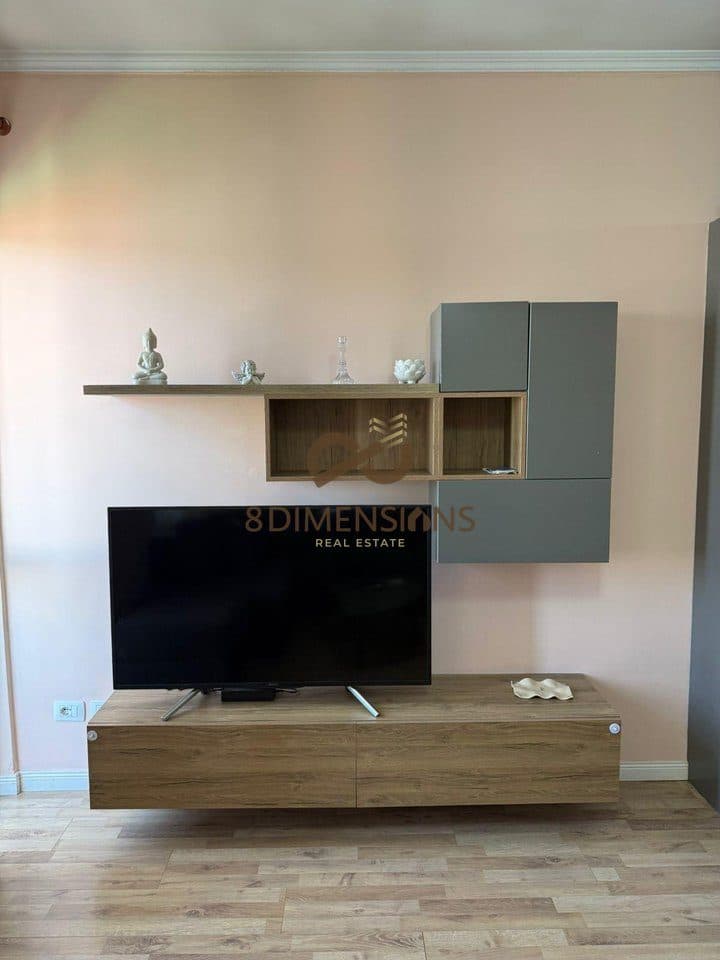 Jepet apartament 2+1 me qera tek qendra Kristal - Komuna Parisit D8242A-255 4