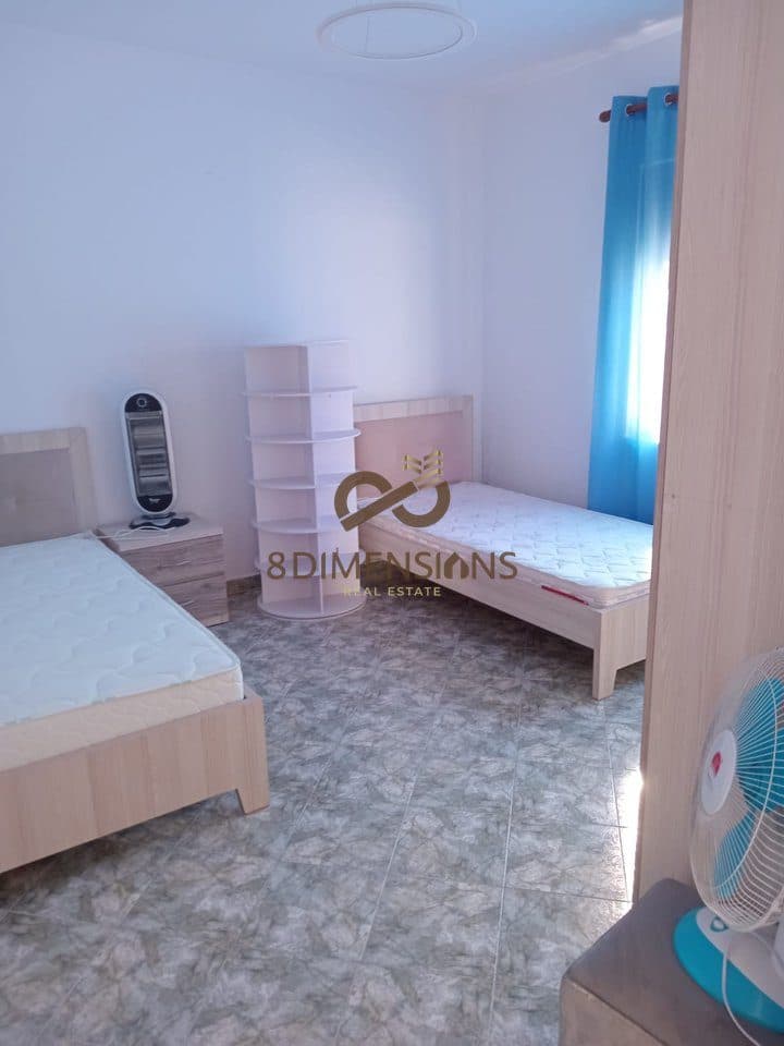 Jepet me qera apartament 2+1 ne katin e dyte te nje shtepie private + vendparkim e zonen e Astirit ne Tirane (ID D8242A-239 ) 4