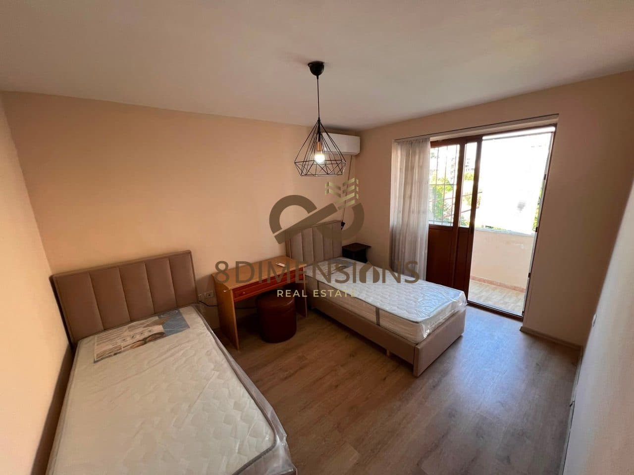Shitet Apartament 2+1 me hipoteke pran Ish Tregut Elektrik (D8142Z-26) 4